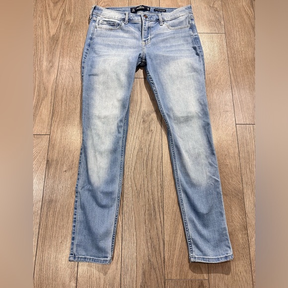 Hollister Women's Jeans Size 28 - Picture 4 of 6